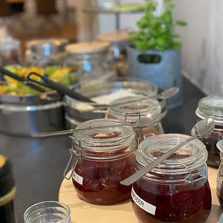 Ξενοδοχείο Apartm3 Am Park 4*