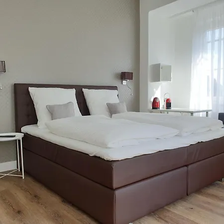 Apartm3 Am Park Hotel 4*