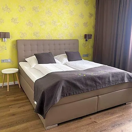 Apartm3 Am Park Hotel 4*