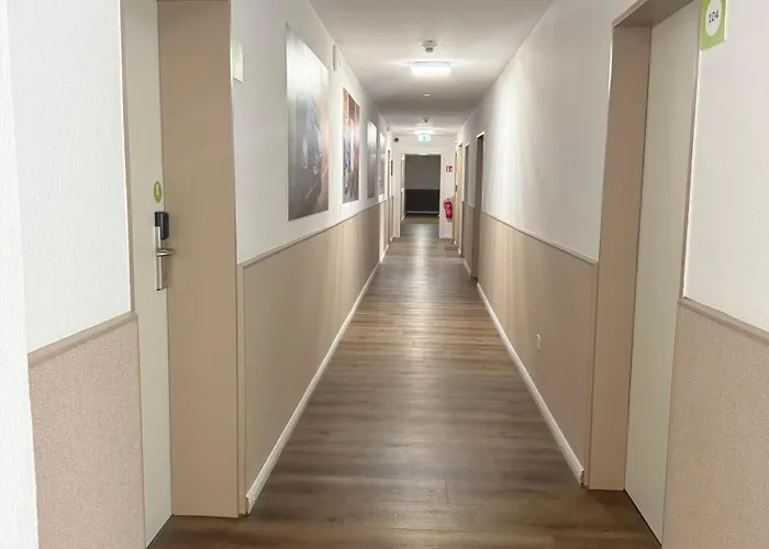 Hotel Apartm3 Am Park 4*